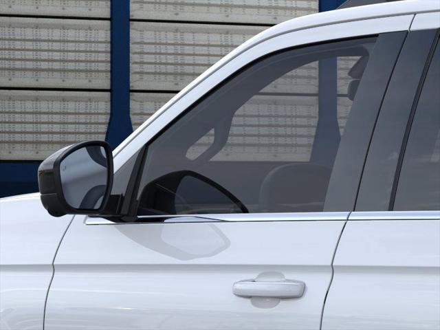 Photo of 2025 Oxford White Ford Expedition