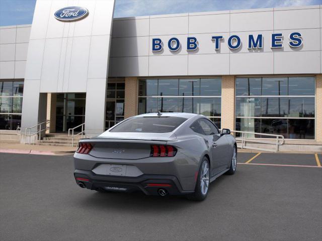Photo of 2025 Gray Metallic Ford Mustang