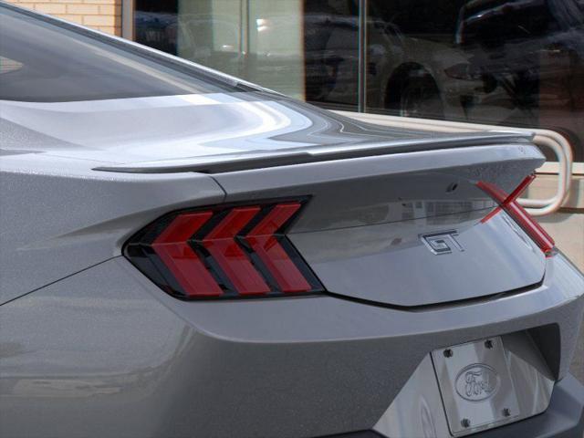Photo of 2025 Gray Metallic Ford Mustang