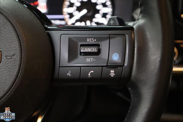 Photo of 2024 Obsidian Green Pearl Nissan Pathfinder
