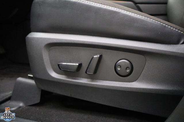 Photo of 2024 Obsidian Green Pearl Nissan Pathfinder