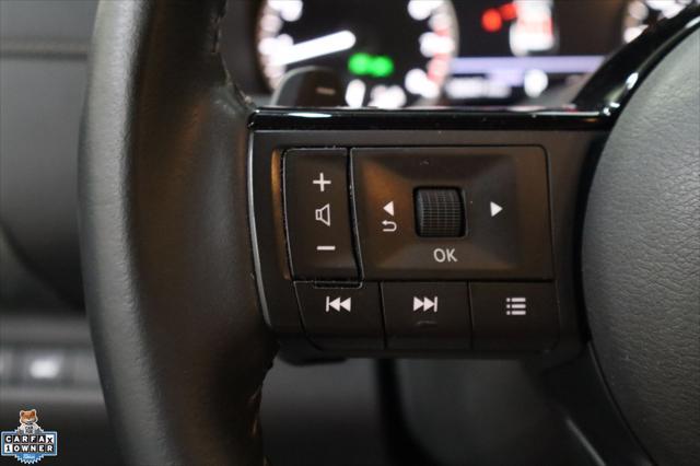 Photo of 2024 Obsidian Green Pearl Nissan Pathfinder
