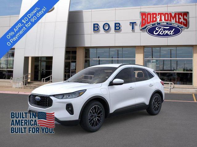 Photo of 2025 Star White Metallic Tri-Coat Ford Escape PHEV