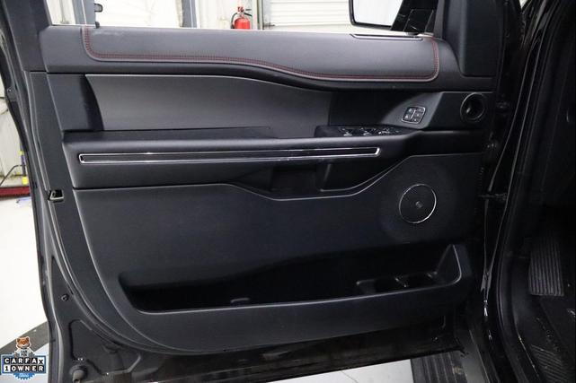 Photo of 2021 Agate Black Metallic Ford Expedition