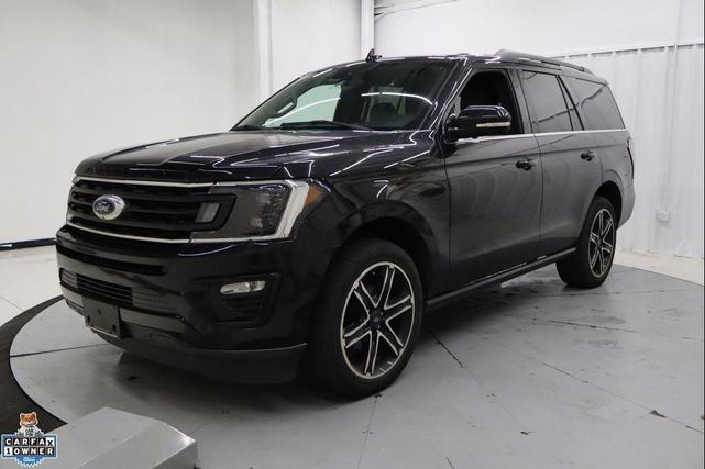 Photo of 2021 Agate Black Metallic Ford Expedition