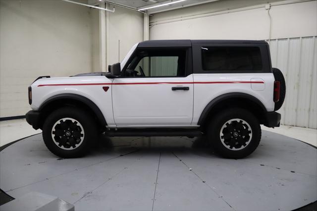 Photo of 2022 Oxford White Ford Bronco
