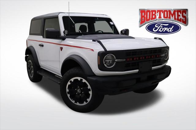 Photo of 2022 Oxford White Ford Bronco