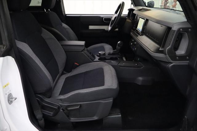 Photo of 2022 Oxford White Ford Bronco