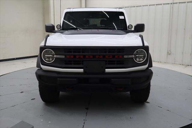 Photo of 2022 Oxford White Ford Bronco
