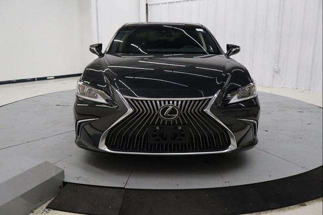 Photo of 2021 Caviar Lexus ES 350