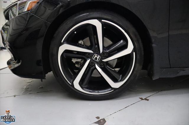 Photo of 2022 Crystal Black Pearl Honda Accord