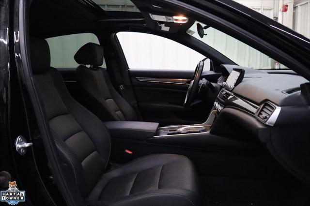 Photo of 2022 Crystal Black Pearl Honda Accord