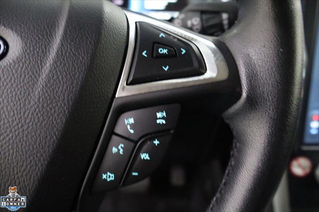 Photo of 2023 Black Metallic Ford Edge