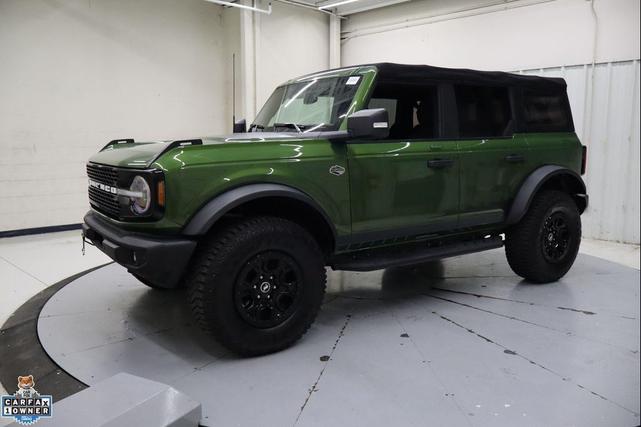 Photo of 2022 Green Metallic Ford Bronco