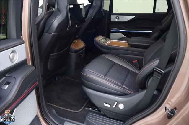 Photo of 2025 Sunrise Copper Metallic Pearlcoat Lincoln Navigator