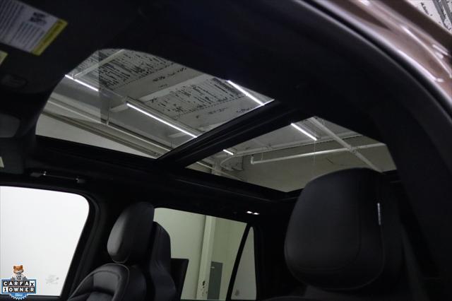 Photo of 2025 Sunrise Copper Metallic Pearlcoat Lincoln Navigator