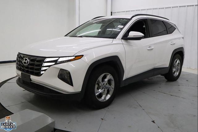 Photo of 2023 White Pearl Hyundai TUCSON