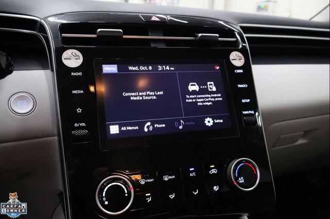 Photo of 2023 White Pearl Hyundai TUCSON