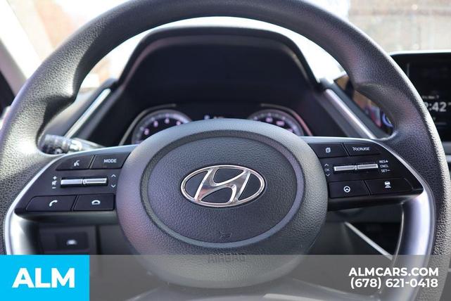 Photo of 2023 Red Hyundai SONATA