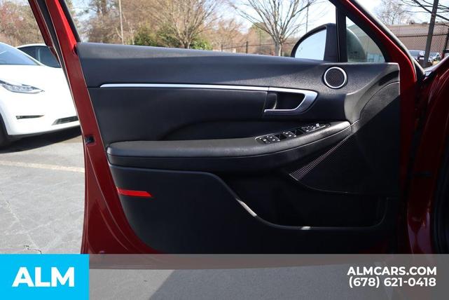 Photo of 2023 Red Hyundai SONATA