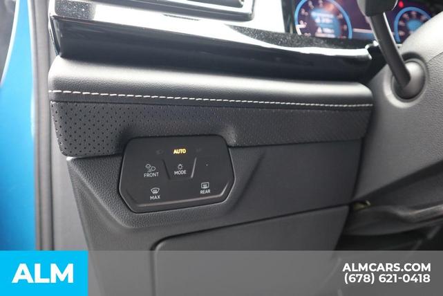 Photo of 2024 Kingfisher Blue Volkswagen Atlas Cross Sport