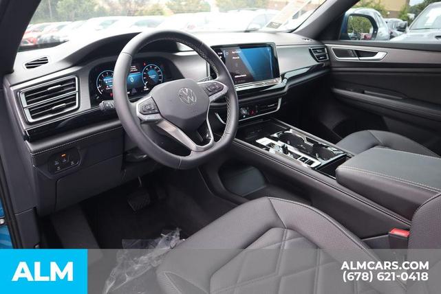 Photo of 2024 Kingfisher Blue Volkswagen Atlas Cross Sport