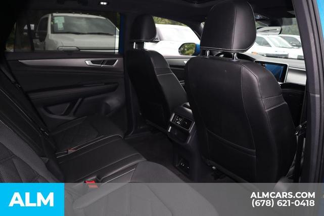 Photo of 2024 Kingfisher Blue Volkswagen Atlas Cross Sport