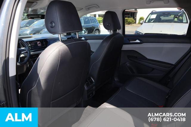 Photo of 2024 Platinum Gray Metallic Volkswagen Taos
