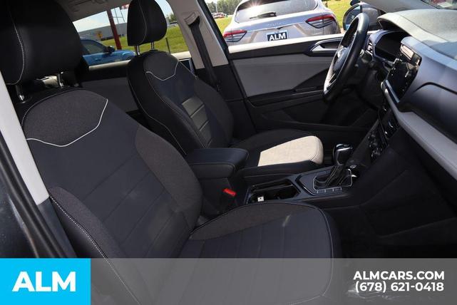 Photo of 2024 Platinum Gray Metallic Volkswagen Taos