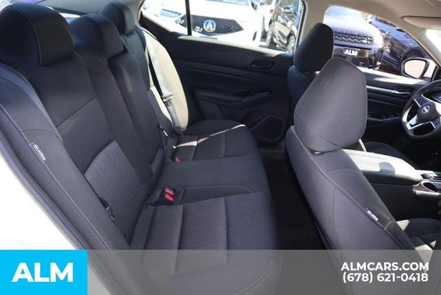 Photo of 2023 Pearl White Tri-Coat Nissan Altima