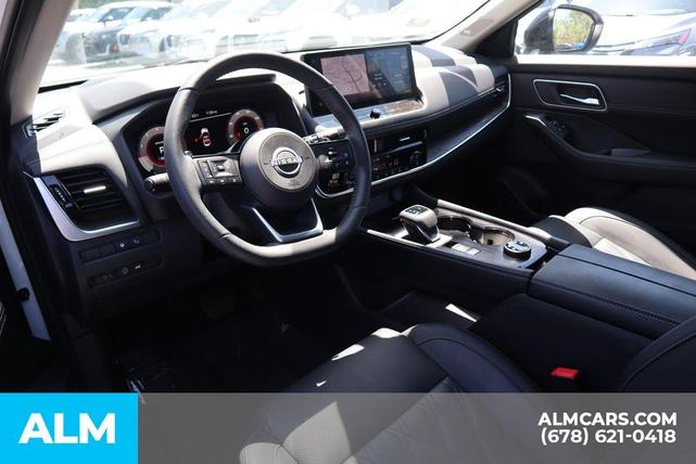 Photo of 2024 Pearl Nissan Rogue