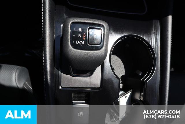 Photo of 2024 Pearl Nissan Rogue