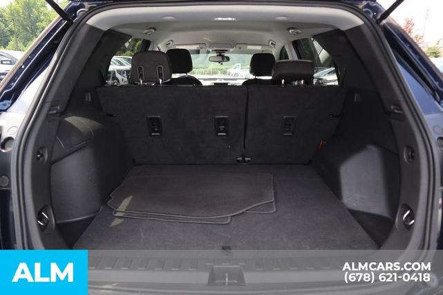 Photo of 2020 Midnight Blue Metallic Chevrolet Equinox