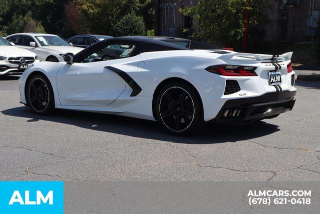 Photo of 2021 White Chevrolet Corvette