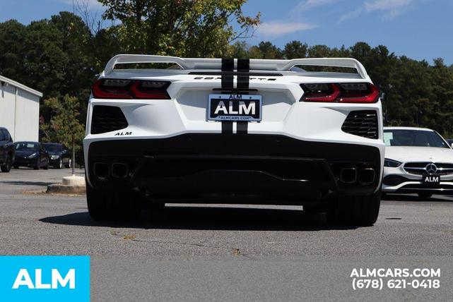 Photo of 2021 White Chevrolet Corvette