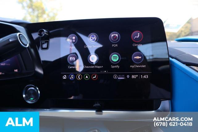 Photo of 2021 White Chevrolet Corvette