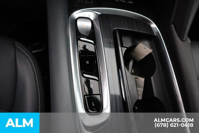 Photo of 2024 Summit White Buick Enclave