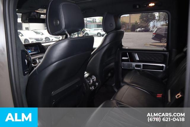 Photo of 2021 G manufaktur Dark Olive Green magno Mercedes-Benz G-Class