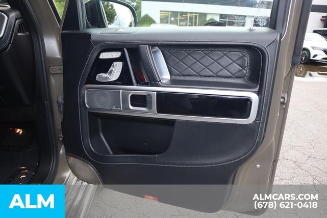 Photo of 2021 G manufaktur Dark Olive Green magno Mercedes-Benz G-Class
