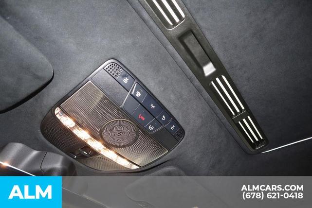 Photo of 2021 G manufaktur Dark Olive Green magno Mercedes-Benz G-Class