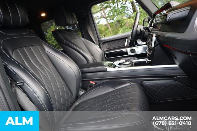 Photo of 2021 G manufaktur Dark Olive Green magno Mercedes-Benz G-Class