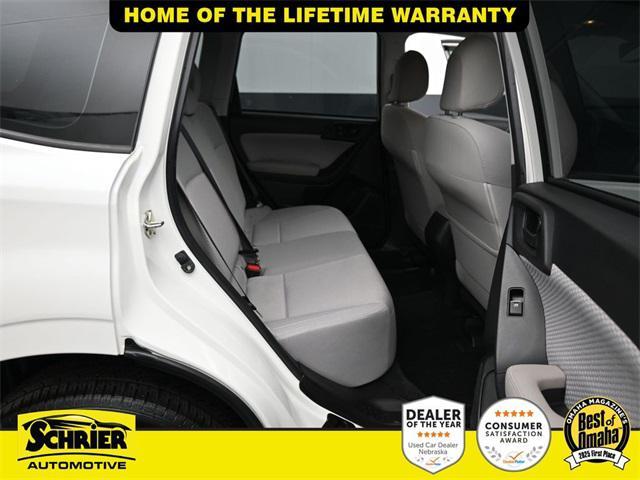 Photo of 2018 Crystal White Pearl Subaru Forester