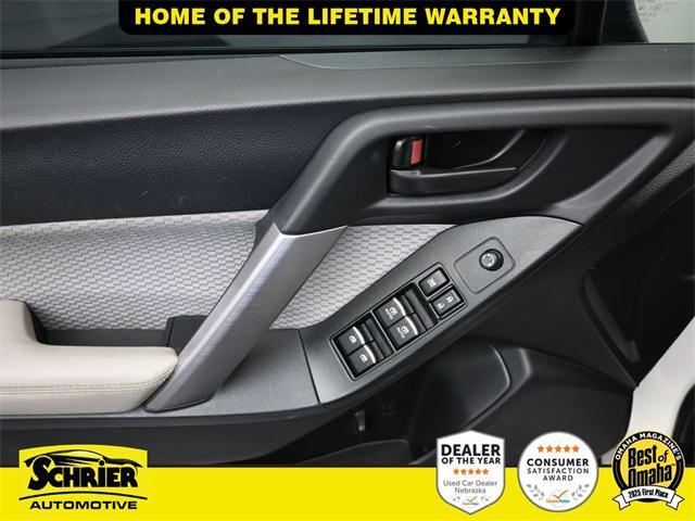 Photo of 2018 Crystal White Pearl Subaru Forester