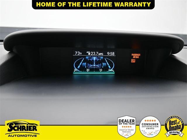 Photo of 2018 Crystal White Pearl Subaru Forester