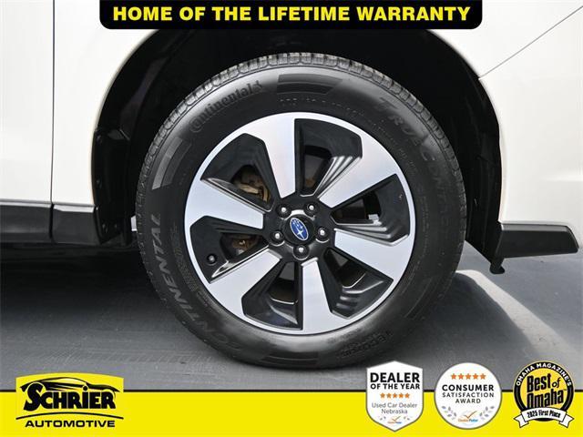 Photo of 2018 Crystal White Pearl Subaru Forester