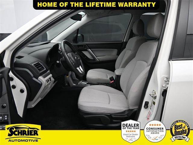 Photo of 2018 Crystal White Pearl Subaru Forester
