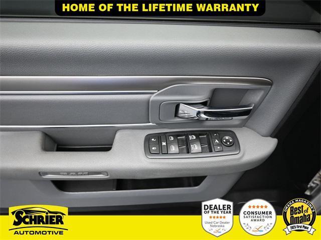 Photo of 2016 Bright Silver Metallic Clearcoat RAM 1500