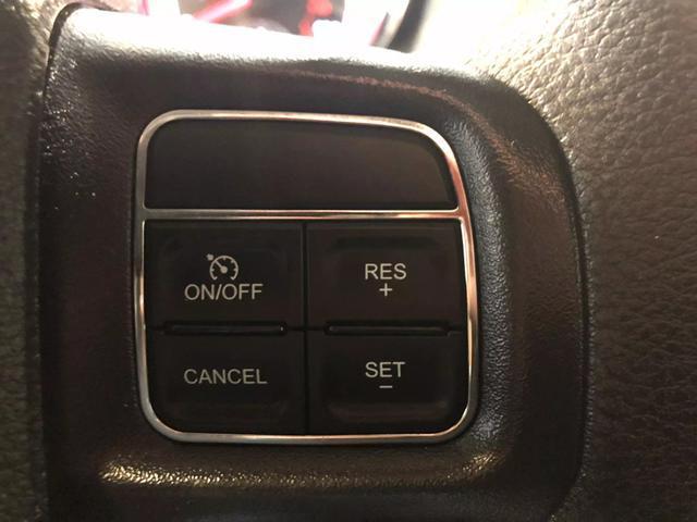 Photo of 2019 Black Onyx Crystal Pearlcoat Dodge Grand Caravan