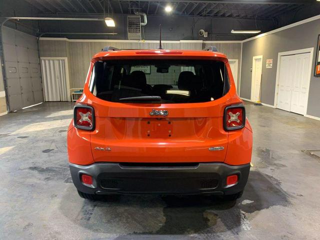 Photo of 2016 Omaha Orange Jeep Renegade