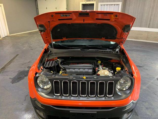 Photo of 2016 Omaha Orange Jeep Renegade